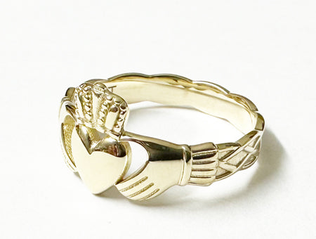 9ct Yellow Gold Claddagh Ring