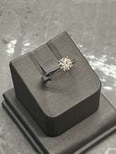 Load image into Gallery viewer, 18ct White Gold 0.87ct Diamond Solitaire Ring
