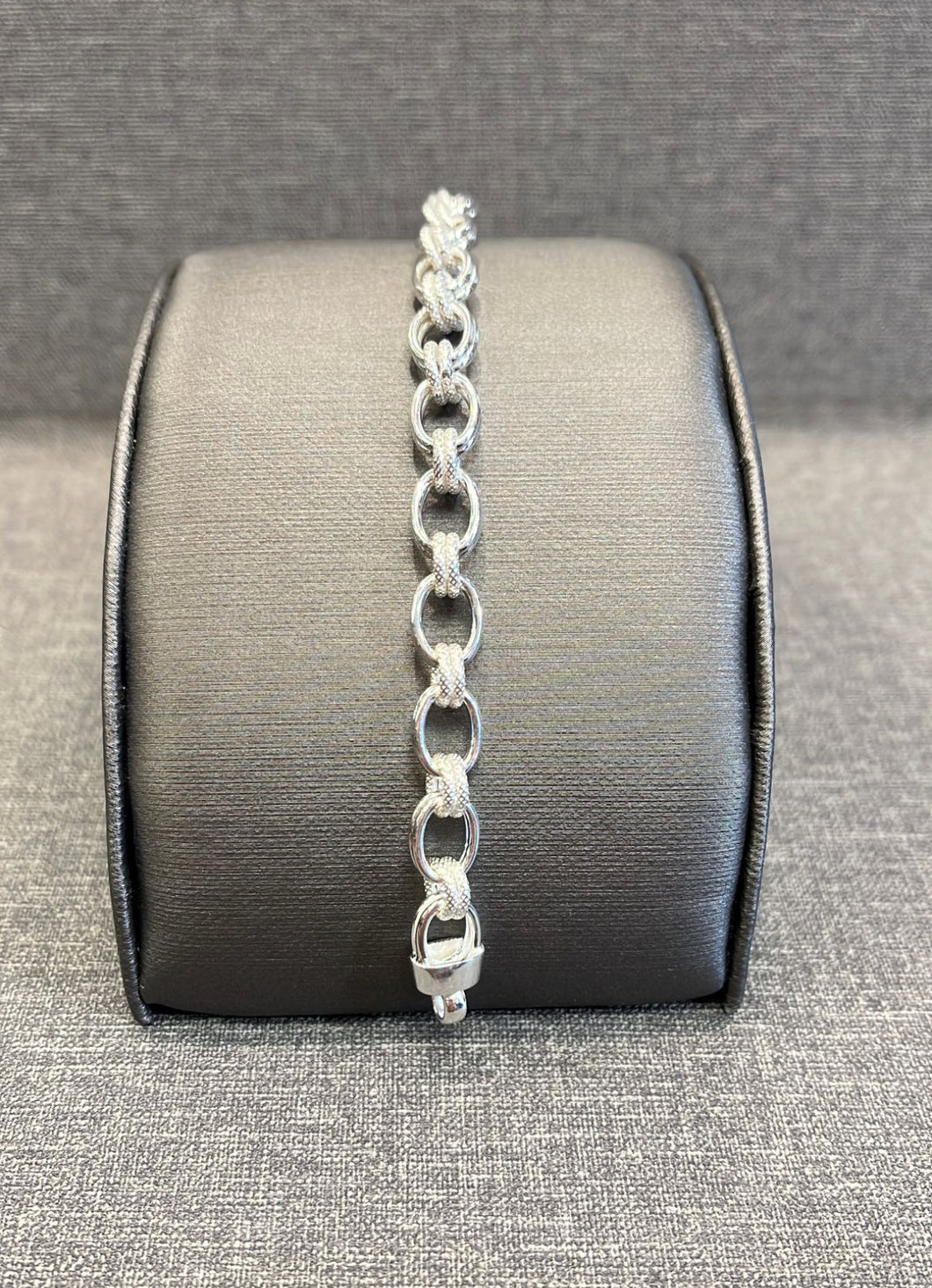 Sterling Silver Oval Link Hand Made Bracelet