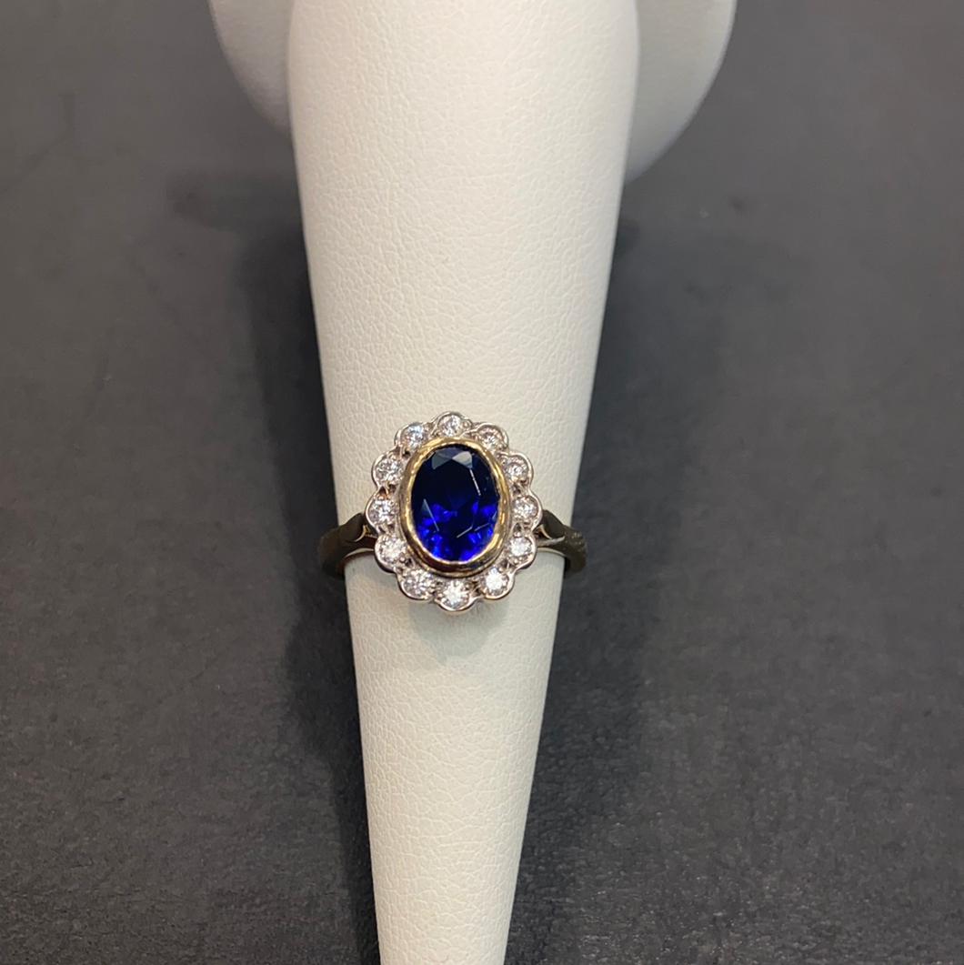 9ct Yellow Gold Sapphire CZ Cluster Ring