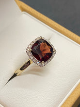 Load image into Gallery viewer, 9ct Yellow Gold Garnet &amp; Diamond Cluster Ring
