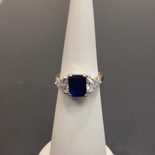 Load image into Gallery viewer, 9ct White Gold Sapphire CZ 3 Stone Ring
