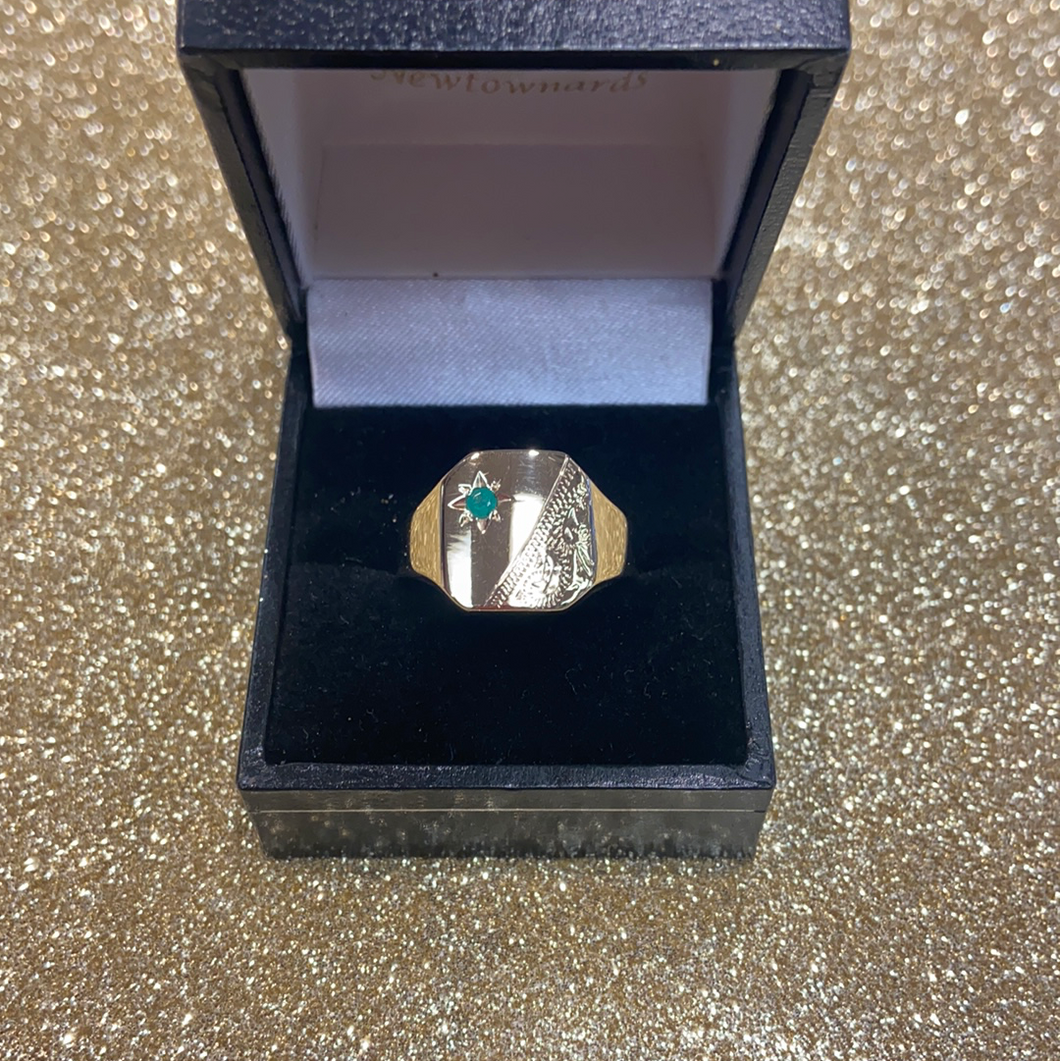9ct Yellow Gold Signet Ring Set with Genuine Emerald