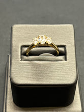 Load image into Gallery viewer, 18ct Yellow Gold Oval Diamond Ring
